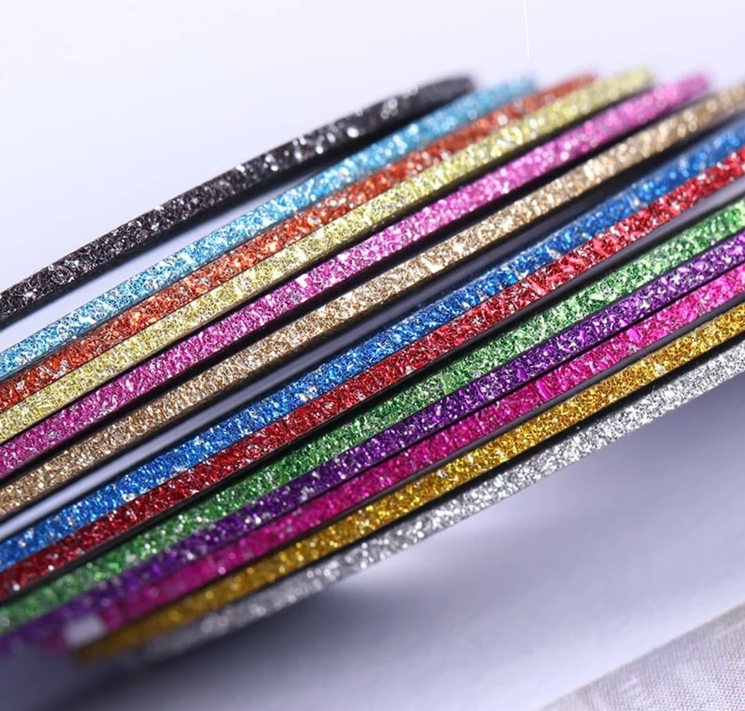 TASIEMKI TAŚMY I NITKI DO ZDOBIENIA PAZNOKCI- NIEBIESKA 1 mm szerokości