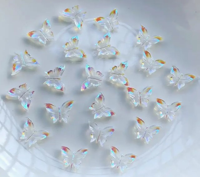 OZDOBY DO PAZNOKCI 3D MIX MOTYLKI 10szt